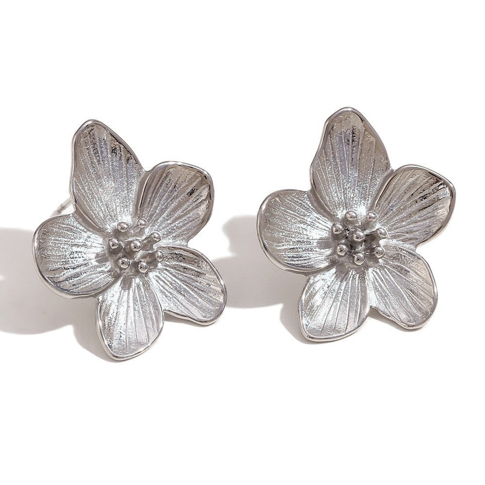 Mini Rose earring