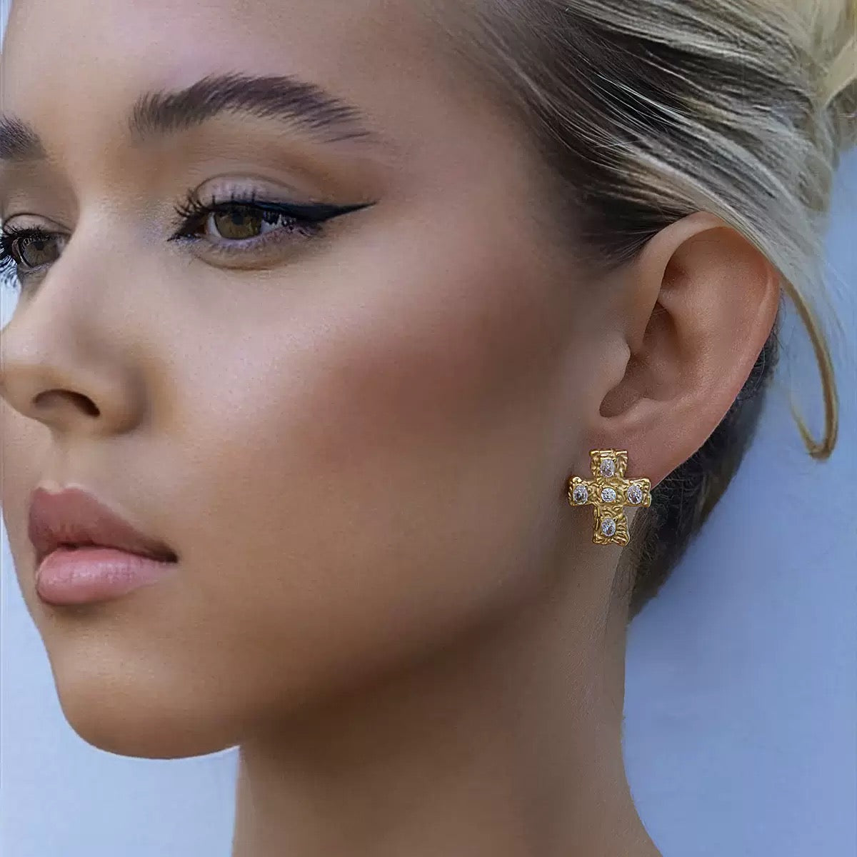 Mini Cross earring