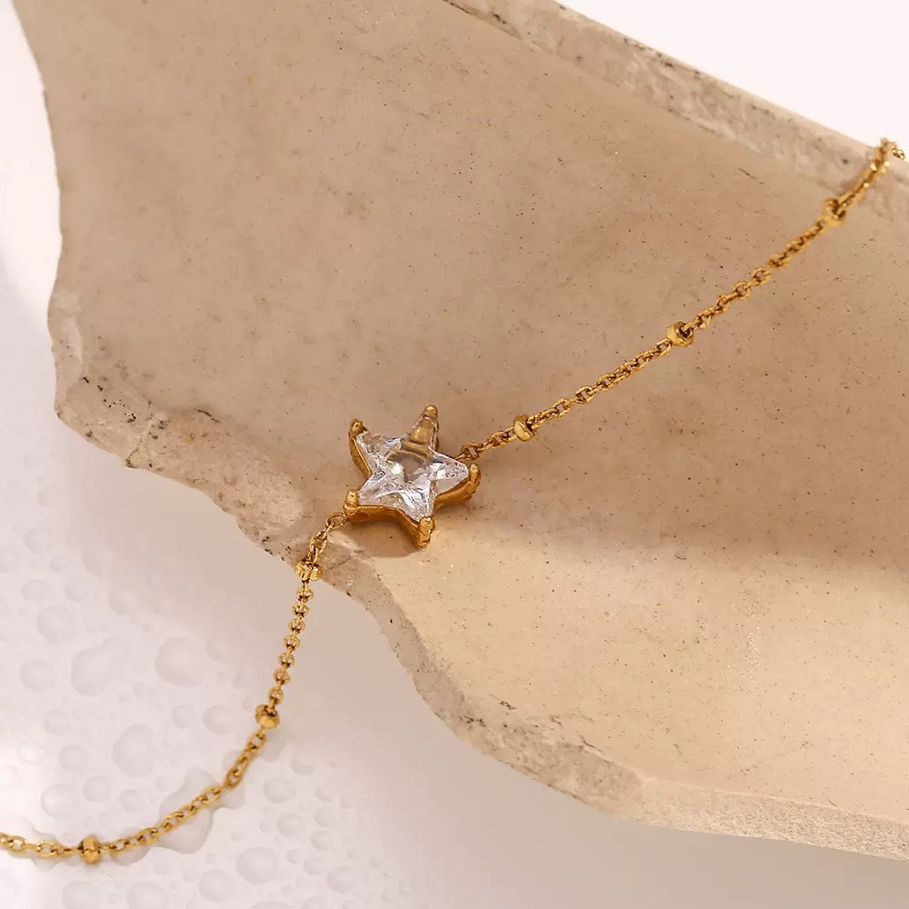 Star tiny bracelet