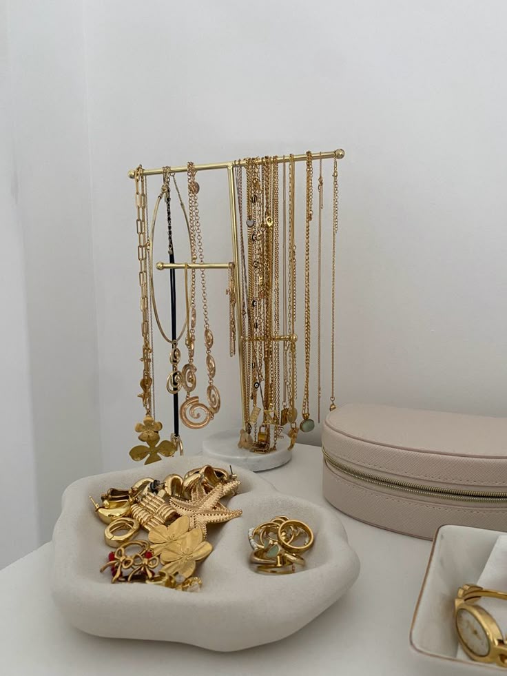 Under £50 collection (gifting)
